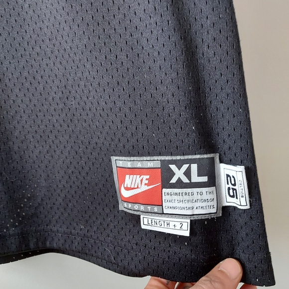 Throwback Boston Celtics Paul Pierce jersey - Picture 2 of 5